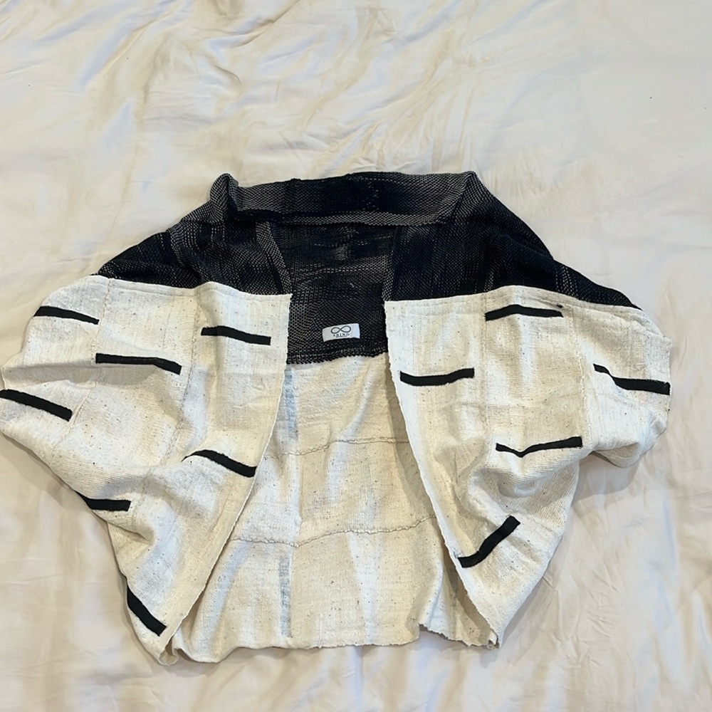 HAND WOVEN BOUTIQUE KIMONO CARDIGAN NYC - Picture 3 of 5
